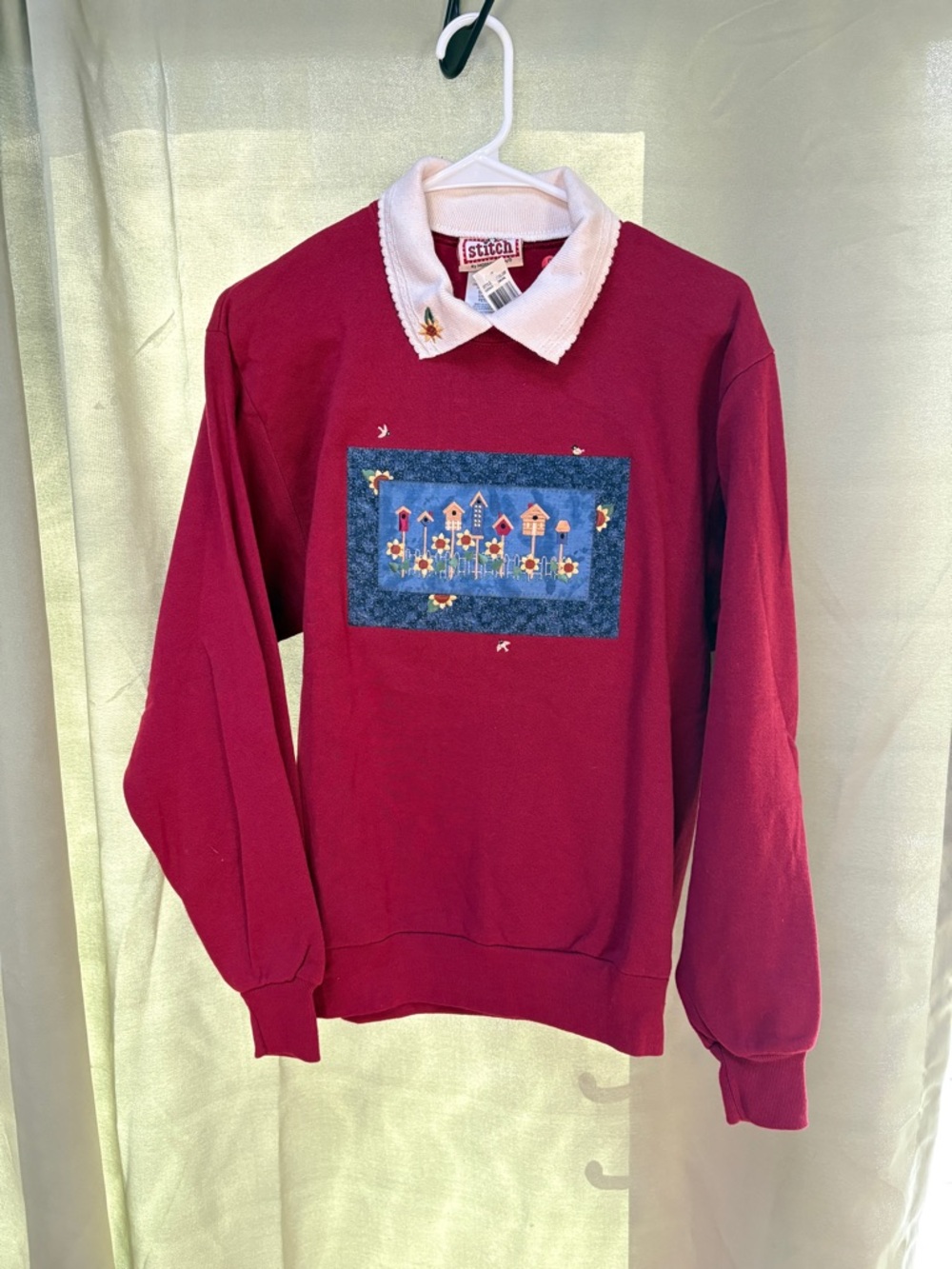 Vintage Birdhouse Embroidered Sweatshirt Red Cottagecore NWT Deadstock Small